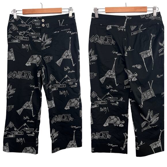 Chico's Women's M Pants Art to Wear Crop Capri Animal Print Stretch Casual Fun - Picture 1 of 9